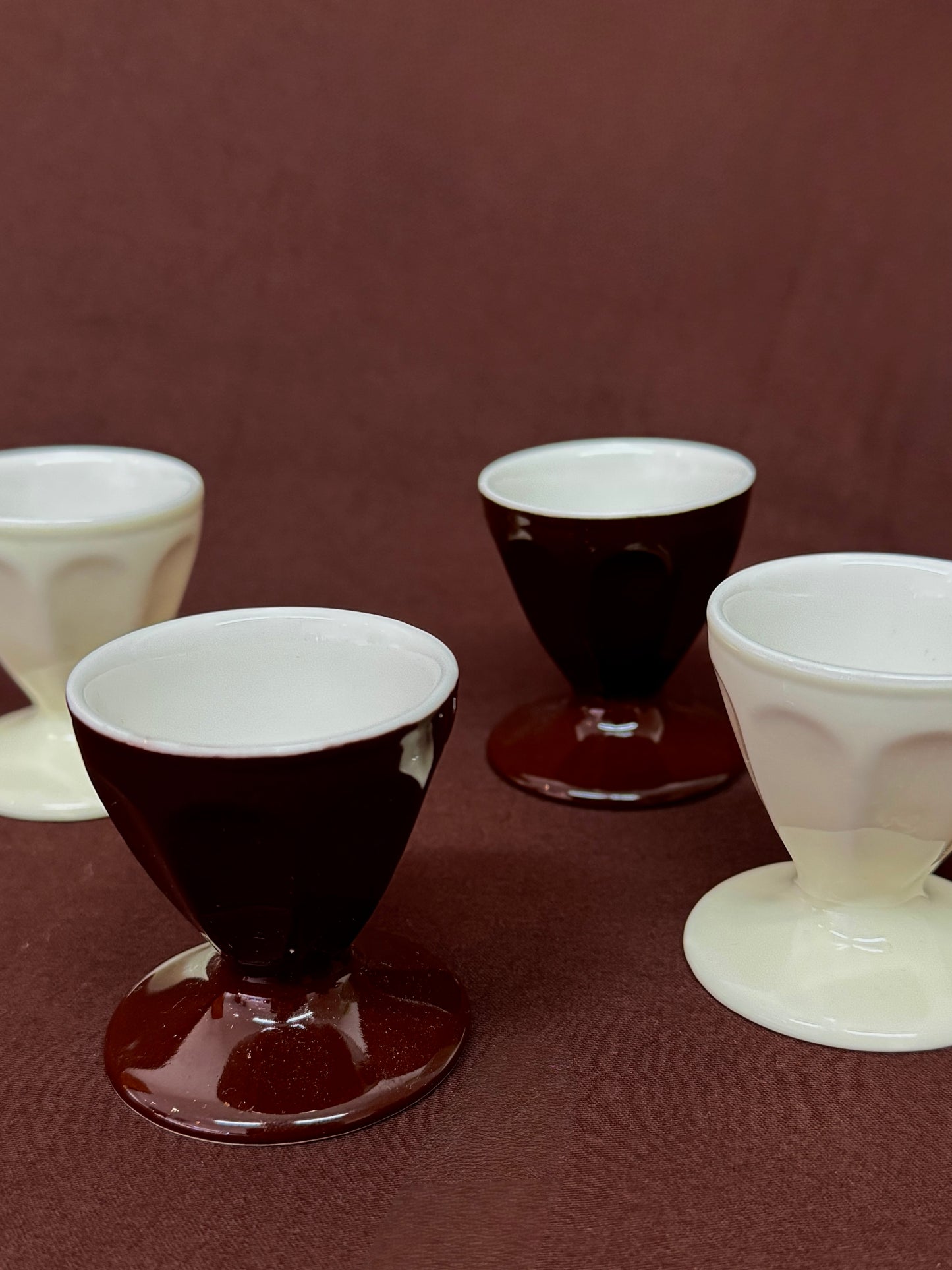Vintage Ceramic Egg Cups Set of 4 (Gloss Cream & Gloss Brown)