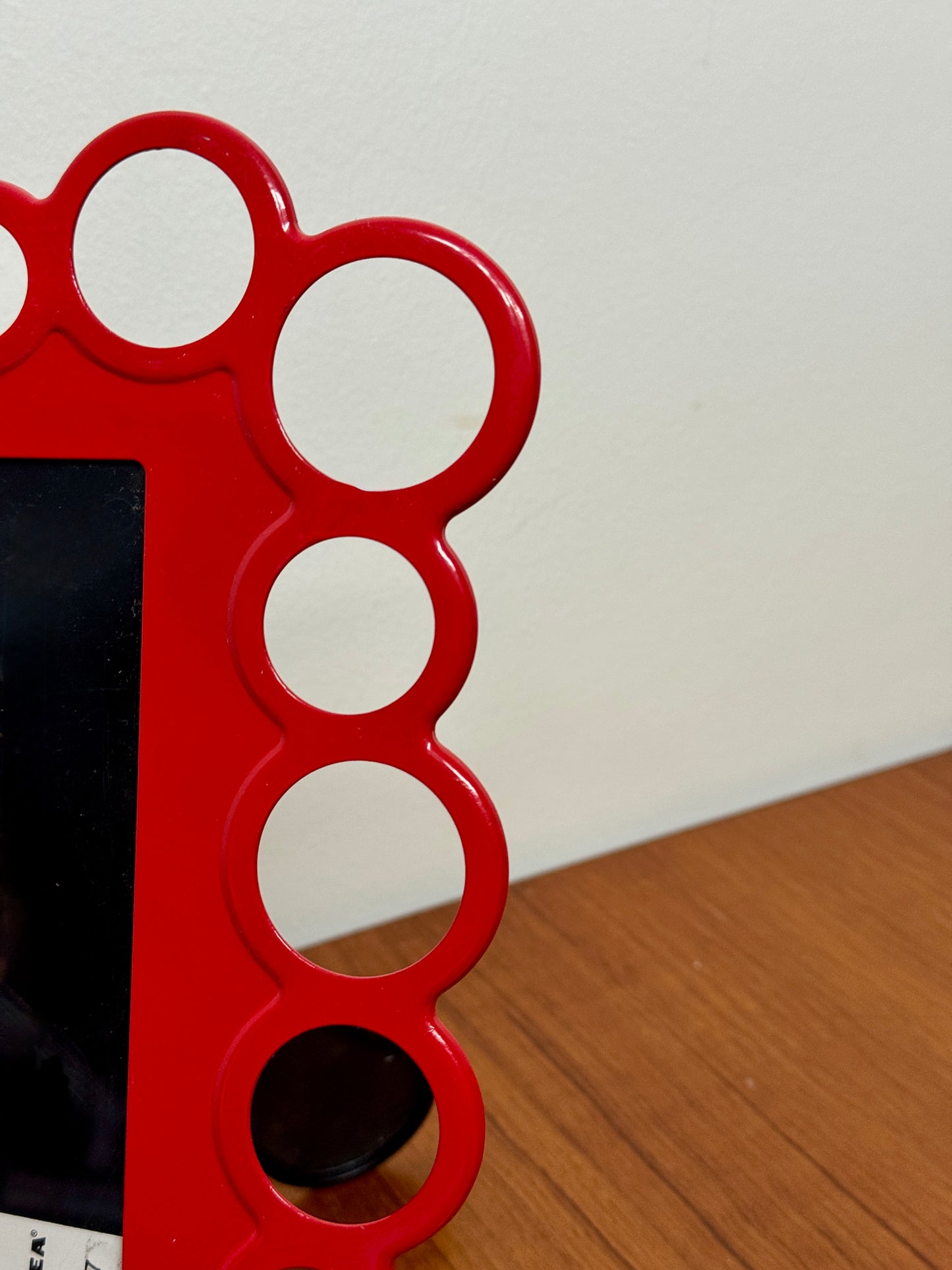 Vintage IKEA OLSBO Red Bubble Frame ā 1999 | Stand or Wall Mount
