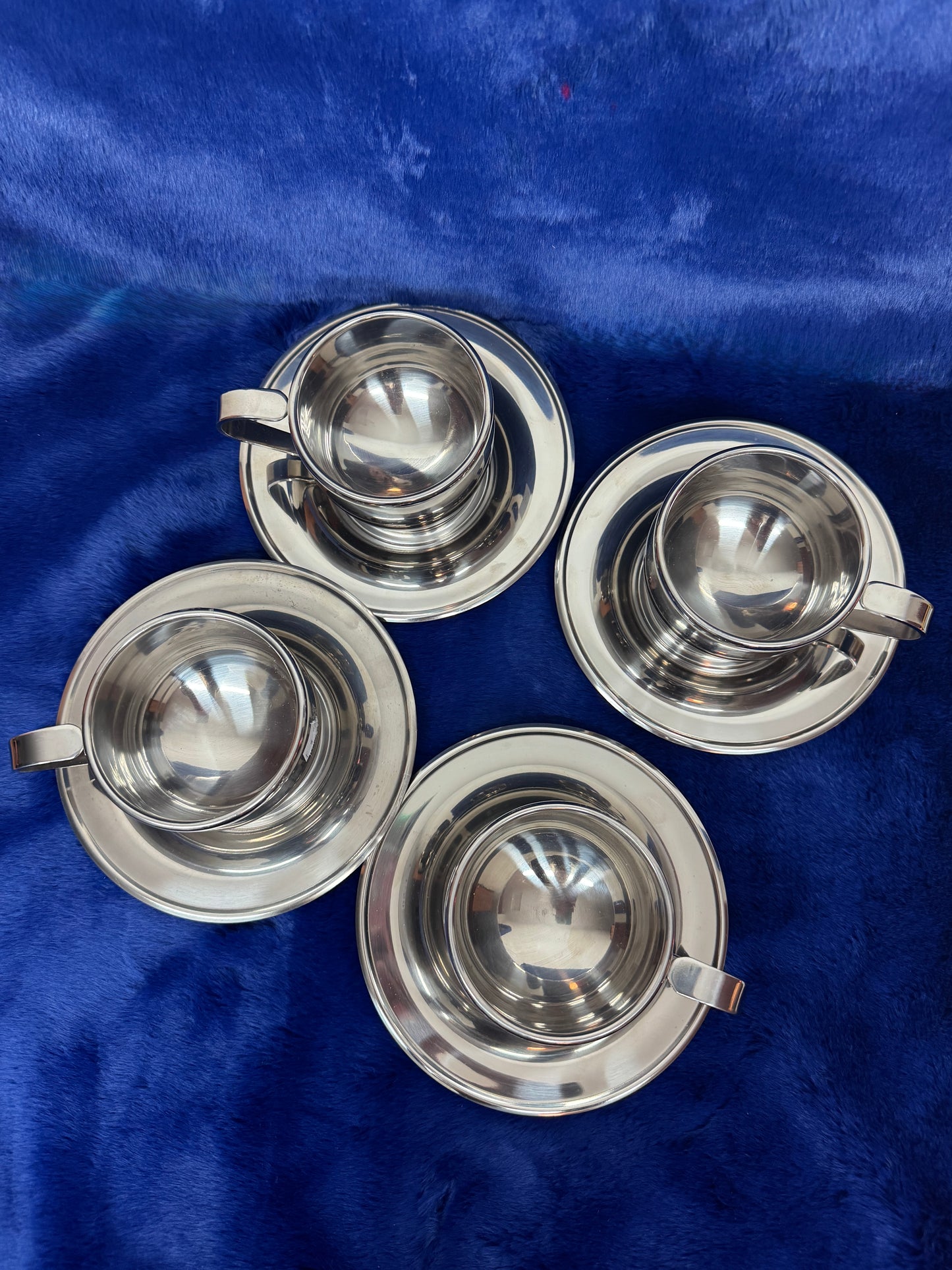 Vintage Stainless Steel Cup & Saucer Set – Set of 4 – Minimalist Modernist Style – 1960s–80s Retro Kitchenware