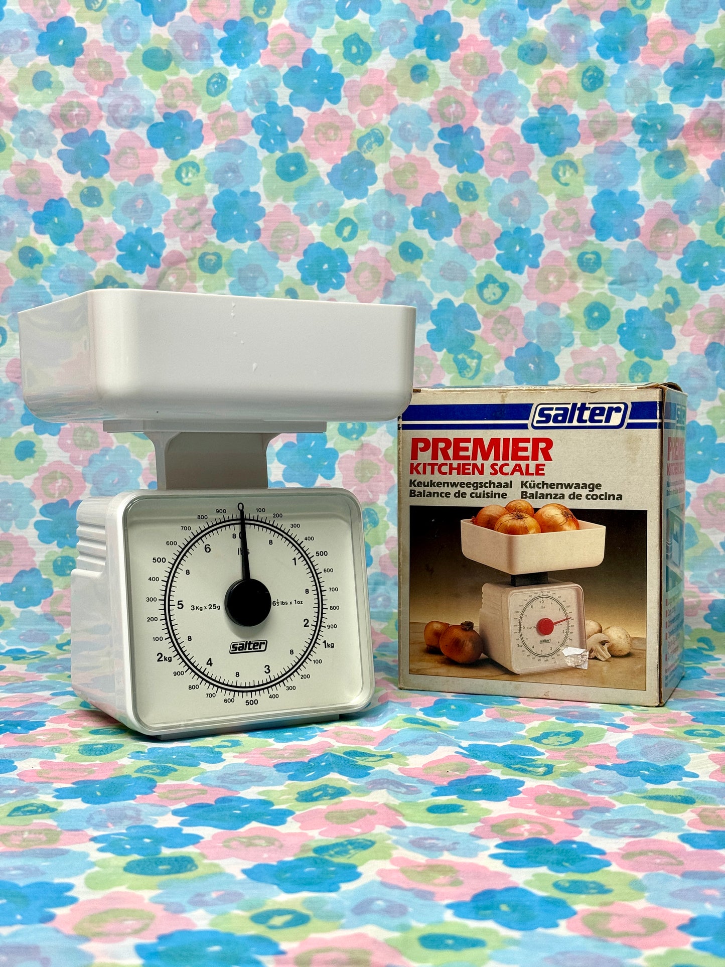 Vintage Salter Premier Kitchen Scale with Original Box