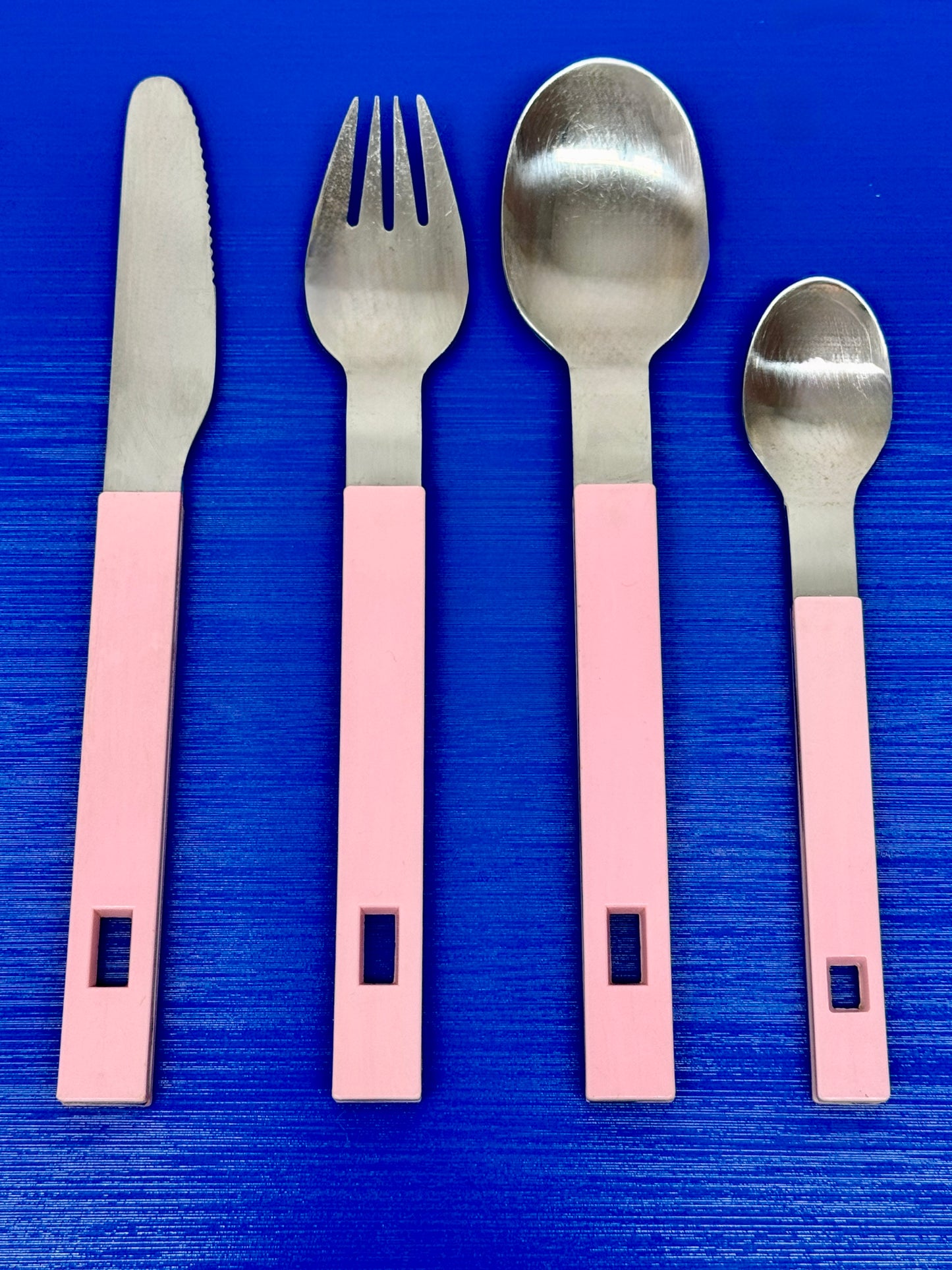 Vintage 16-Piece Pastel Pink – Cutlery Set