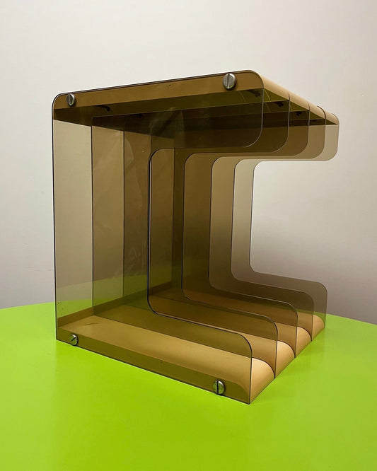 Vintage Flair Acrylic Vinyl Rack