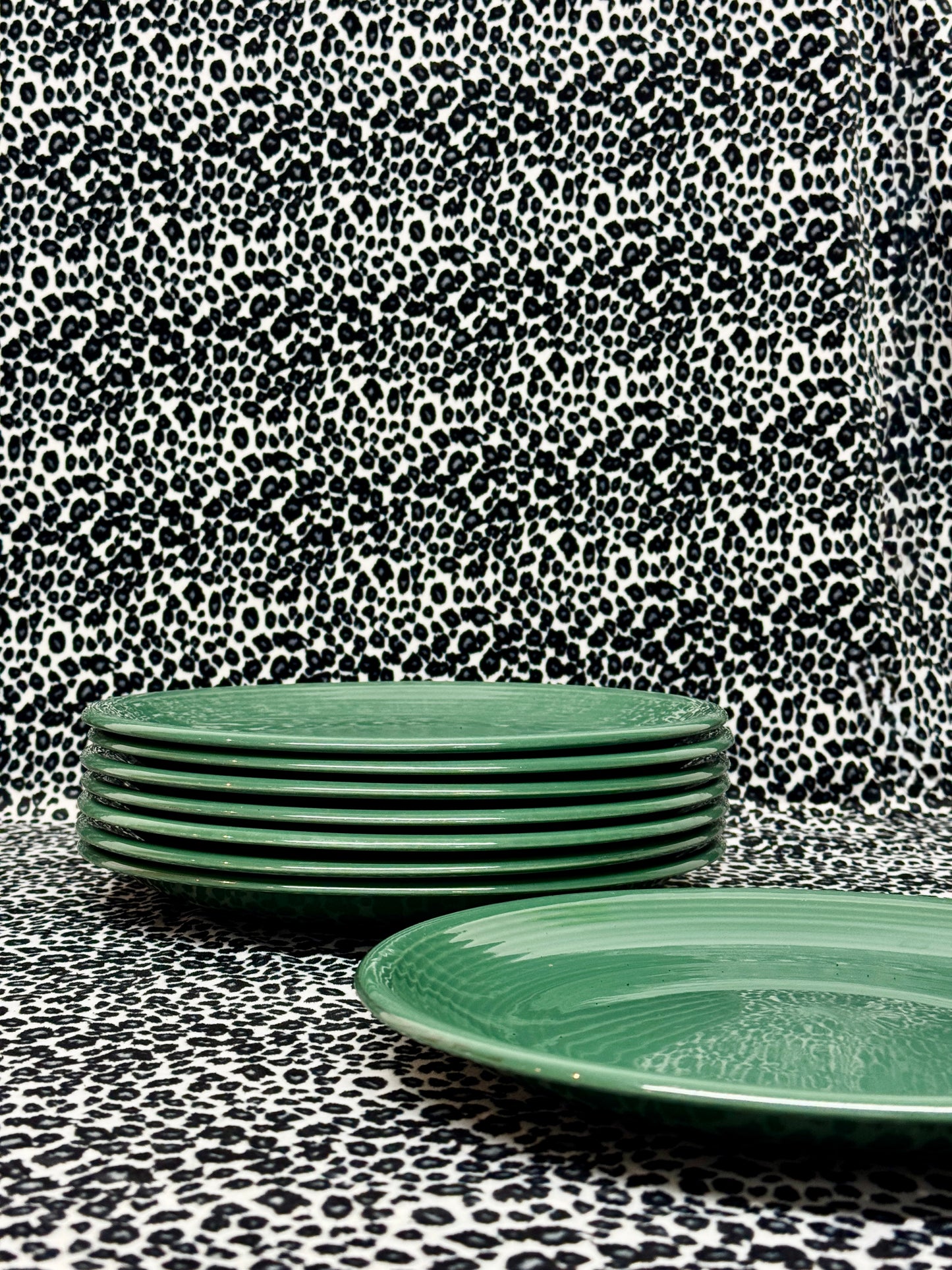 Vintage Japanese Stoneware Dinner Plates – Set of 8 – Green Glaze – Made in Japan