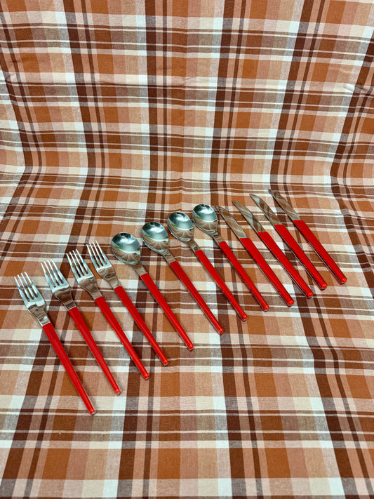 Vintage Maxwell & Williams “Pizazz” 12 Piece Cutlery Set with Cherry Red Handles