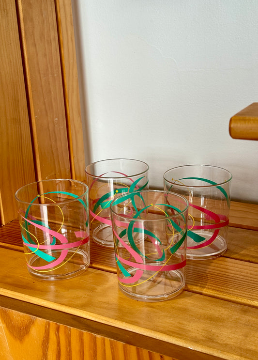 Set of 4 Vintage Fun Swirl Design Plastic Tumblers