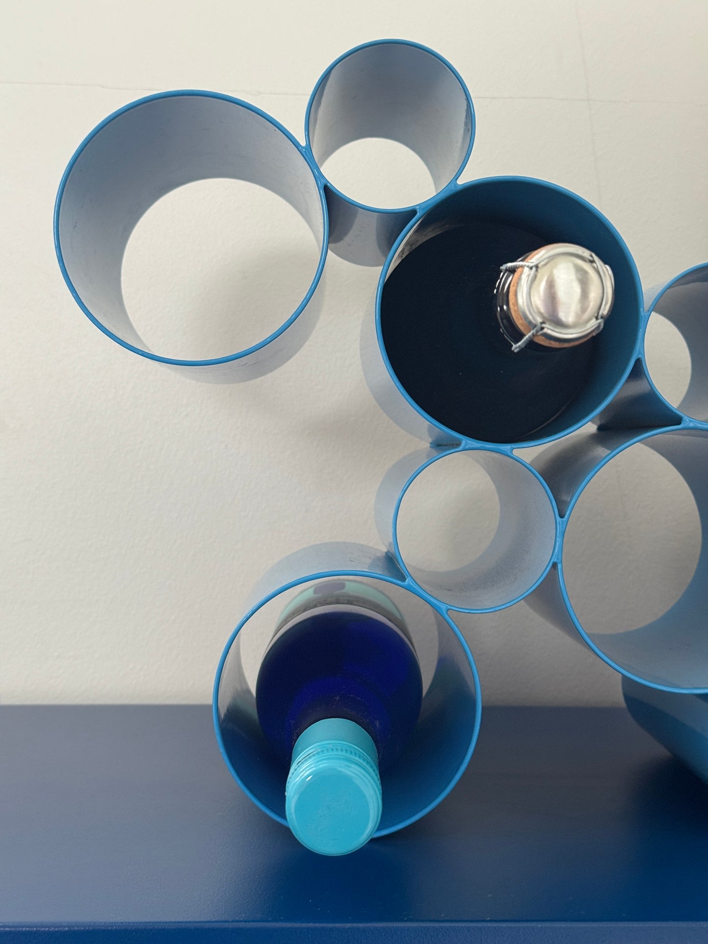 Vintage Blue Tubular Wine Holder