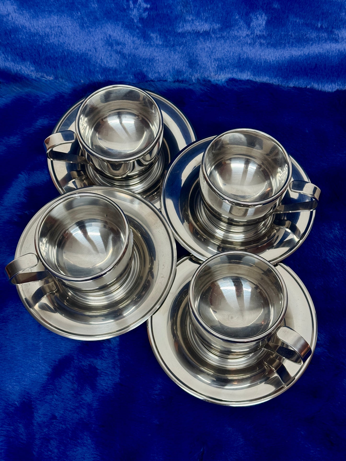 Vintage Stainless Steel Cup & Saucer Set – Set of 4 – Minimalist Modernist Style – 1960s–80s Retro Kitchenware