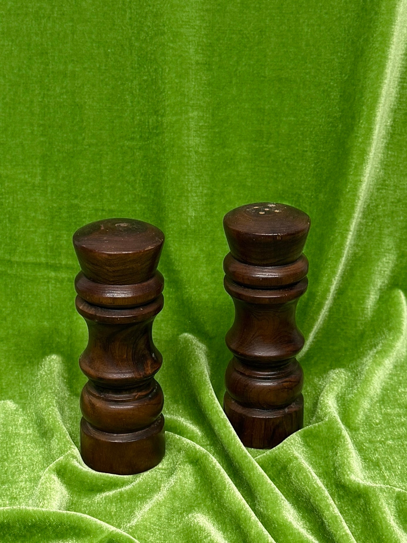 Vintage Wooden Salt and Pepper Shakers – Mid Century Style